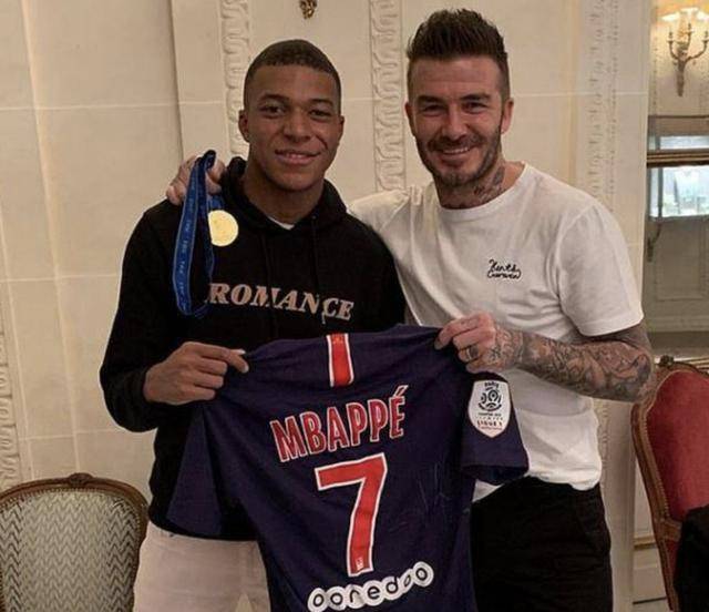 樊振东巴黎奥运夺双冠，2025全运再登顶（樊振东巴黎双冠加身，2025全运再夺魁）