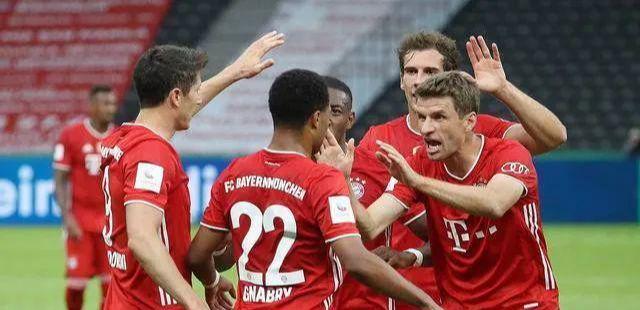 6枚金牌告急！王励勤走险棋，48岁新帅真能顶住吗？（六金岌岌可危！王励勤出险招，48岁新帅能扛住吗？）