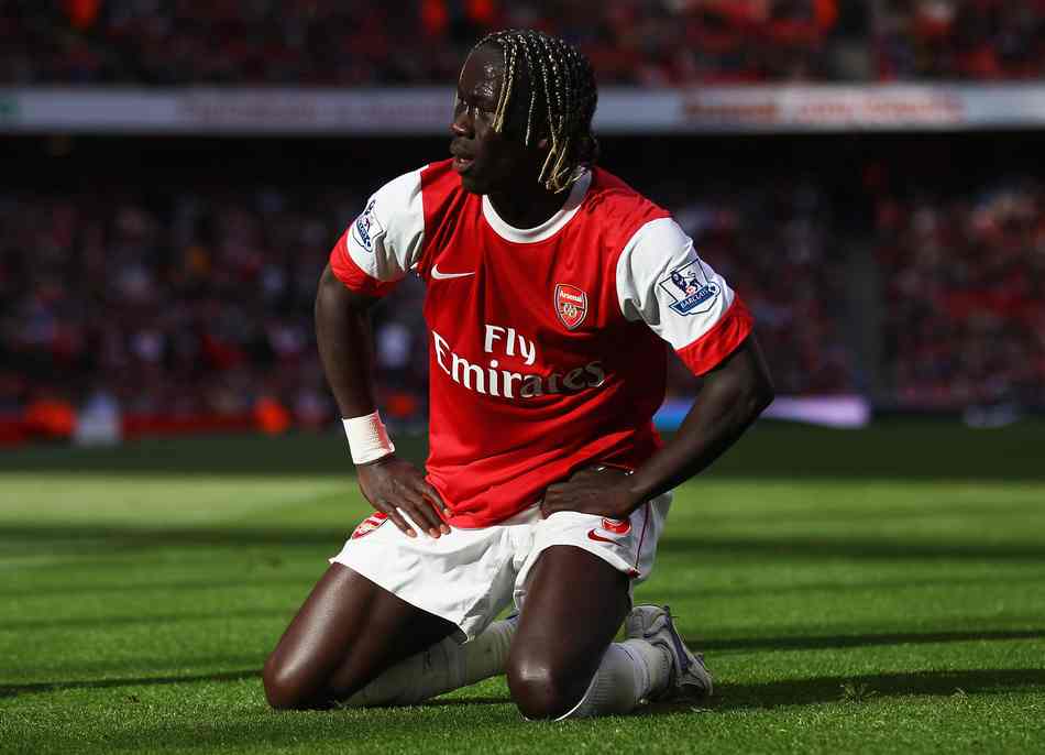 巴萨vs毕尔巴鄂竞技：亚马尔领衔，费尔明、奥尔莫出战（巴萨对阵毕尔巴鄂：亚马尔挂帅，费尔明与奥尔莫登场）