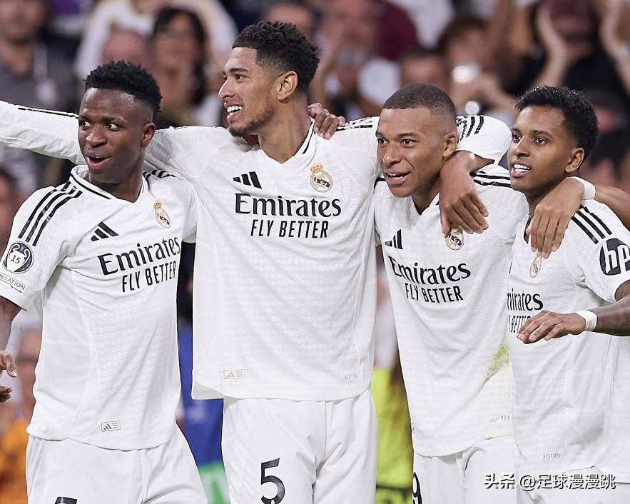 34天只赢1场！阿隆索致敬滕哈赫：都怪裁判，我们走在正确的路上（34天仅一胜！阿隆索致敬滕哈赫：责任在裁判，方向没错）