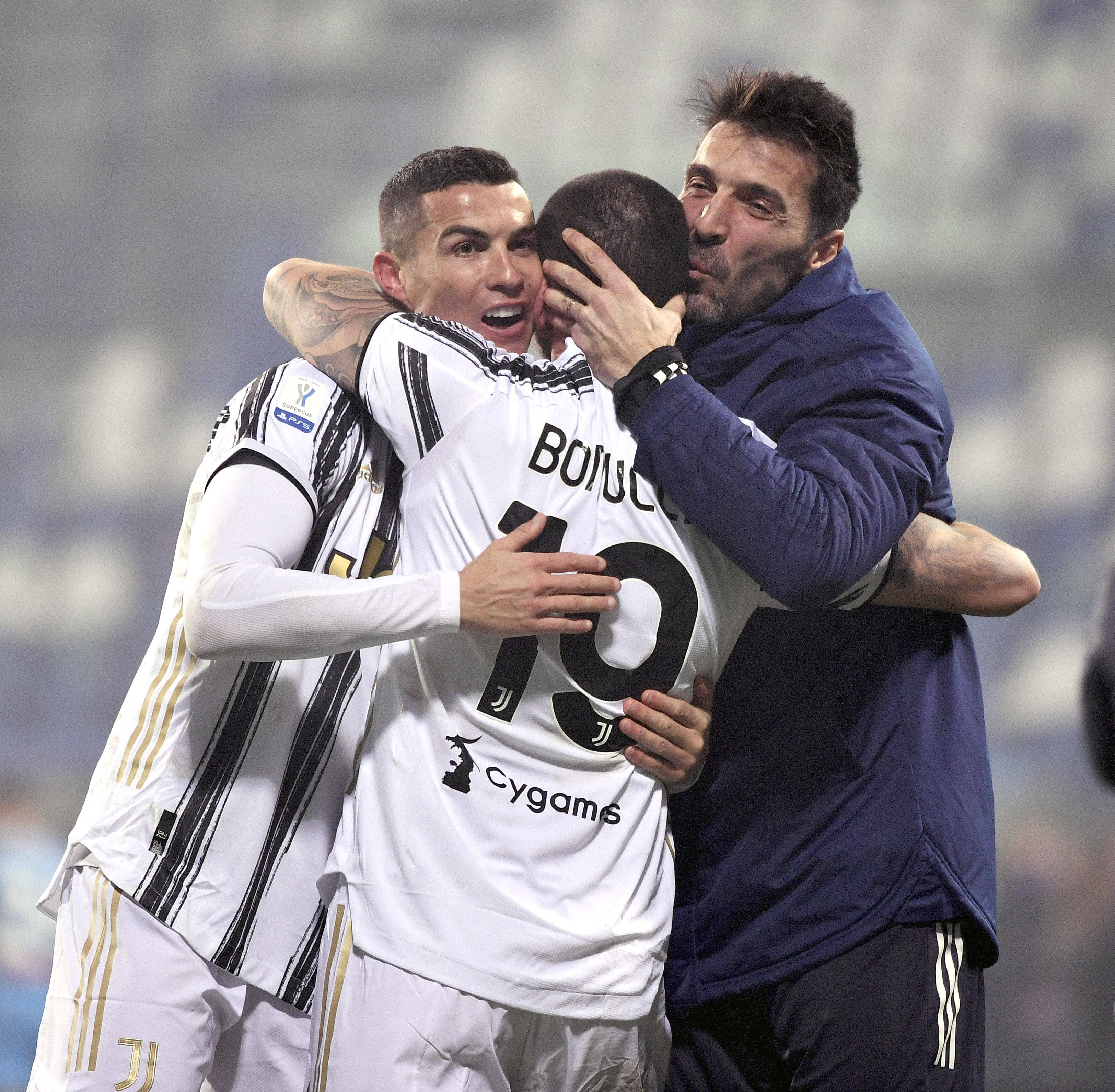 卡萨诺：我曾说过穆里尼奥已经废了，现在阿莱格里也快了（卡萨诺称穆里尼奥已不行，阿莱格里也离那一步不远）