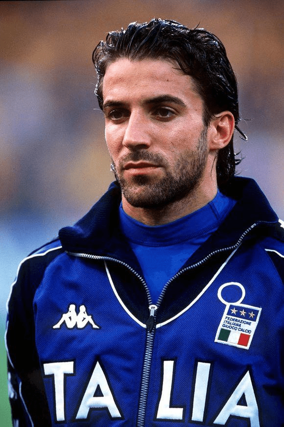 足球巴萨锋线双子星状态火热，联手贡献20球（巴萨锋线双子星火力全开，合力轰入20球）